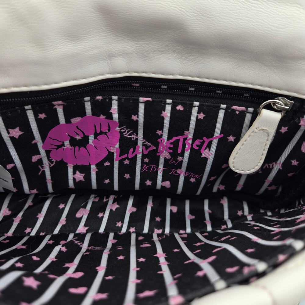 Betsey Johnson Luv Betsey Butterfly Quilted Crossbody Bag Cream Small Cute - Picture 11 of 16